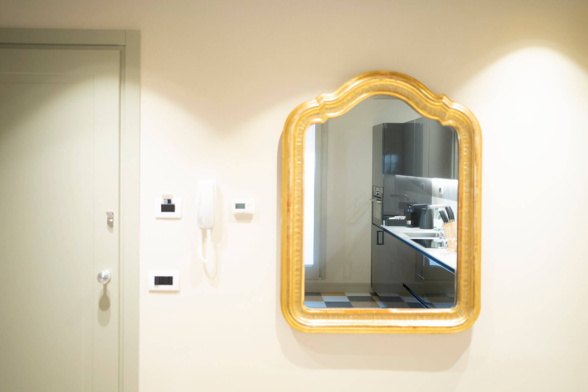 images/apartments/sapphire/sapphire-gardi-luxury-apartments-002.jpg