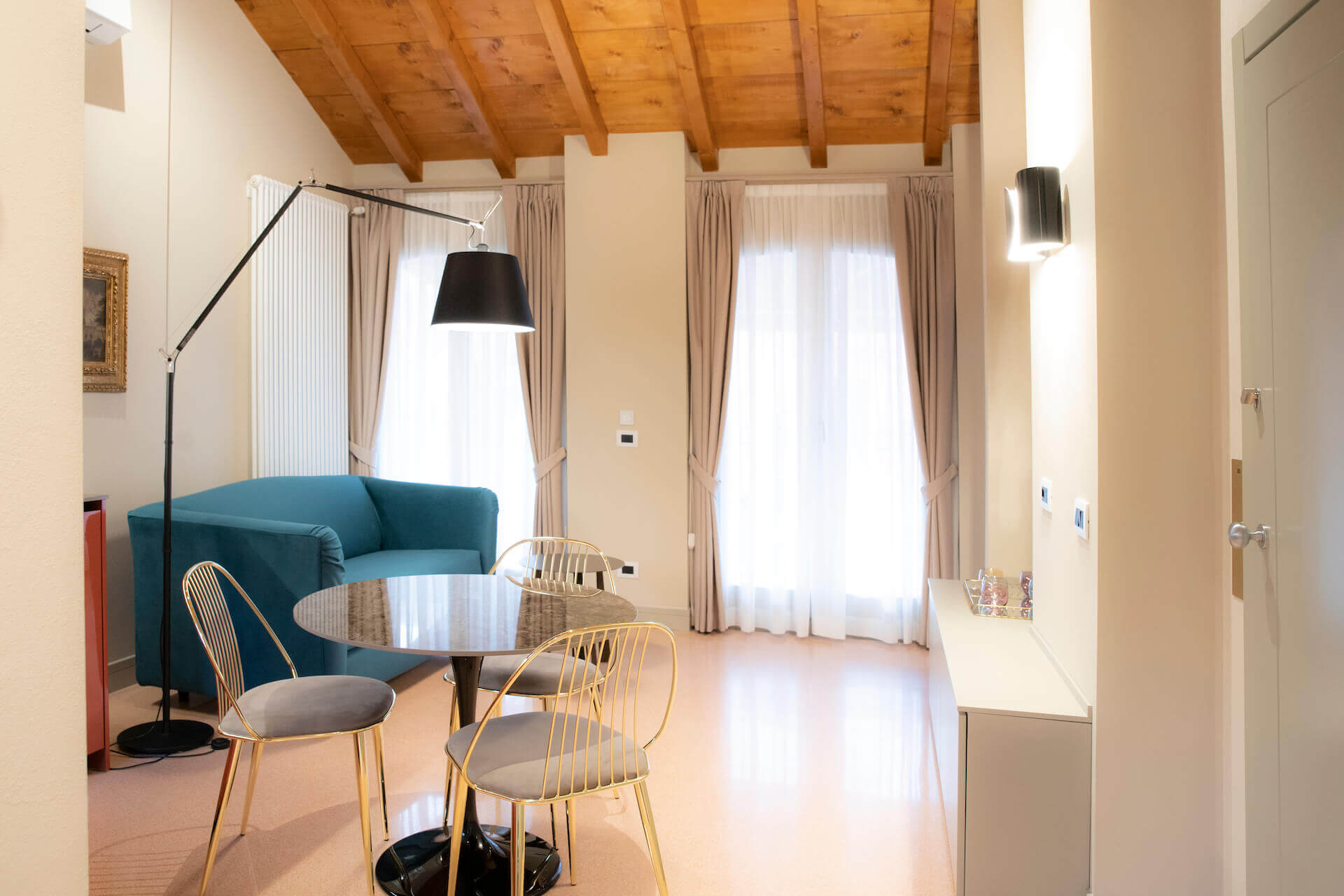 images/appartamenti/diamante/diamante-gardi-luxury-apartments-003.jpg