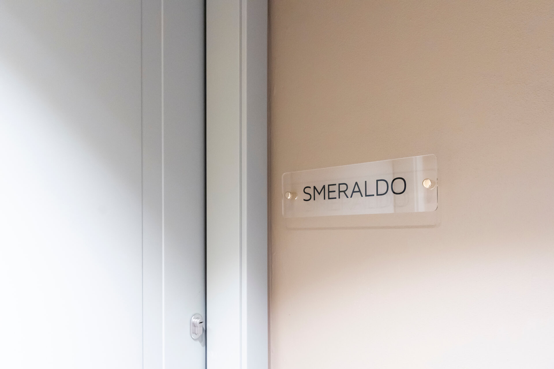 images/appartamenti/smeraldo/smeraldo-gardi-luxury-apartments-001.jpg