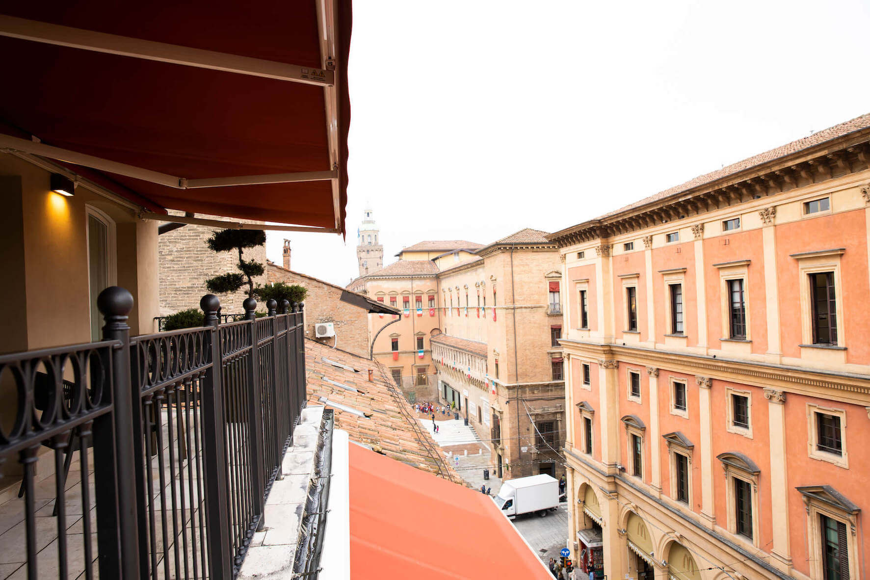 5 places near your B&B in Bologna city centre