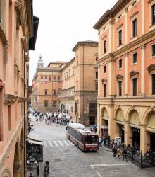 PALAZZO SCAPPI. Il tuo appartamento di lusso nel cuore di Bologna