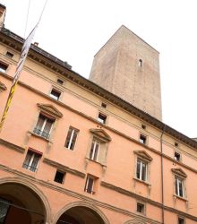 PALAZZO SCAPPI. Il tuo appartamento di lusso nel cuore di Bologna